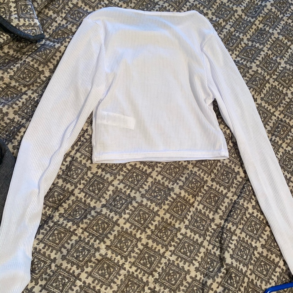 crop tops - Picture 2 of 2